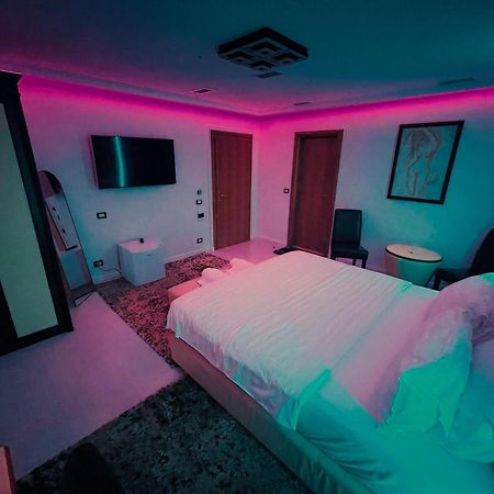Hotel Rosa Blu Τίρανα Εξωτερικό φωτογραφία